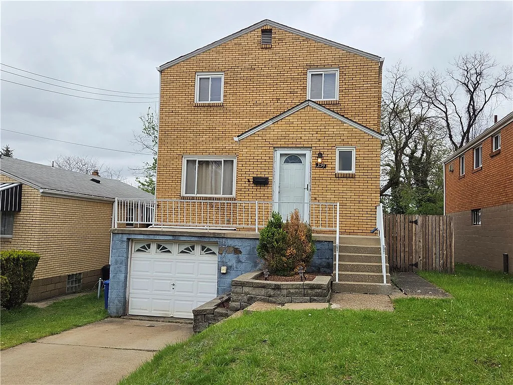359 Bigelow St photo 1
