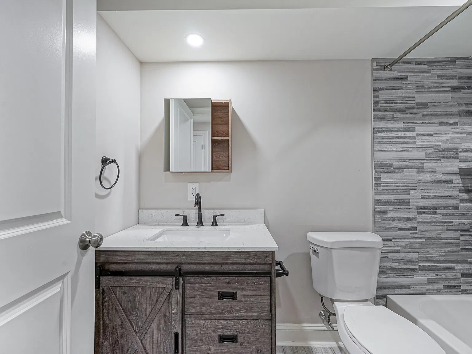 1739 N Gratz St — Photo 4