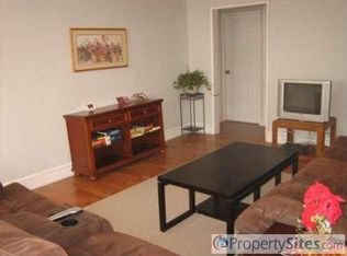 22647 Union Tpke, Bayside, NY 11364
