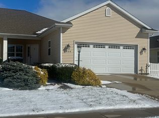 1504 Greyrock Ln, Champaign, IL 61822