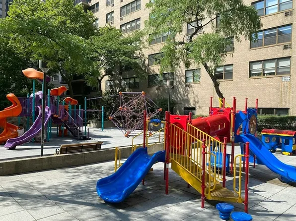 185 West End Avenue image 15 of 16