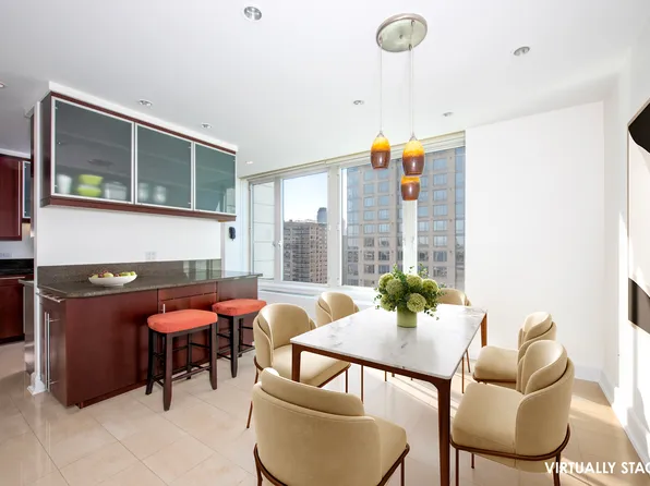 240 Riverside Boulevard image 5 of 16