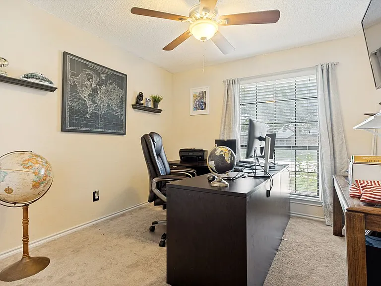 106 E Apollo Rd — Photo 12