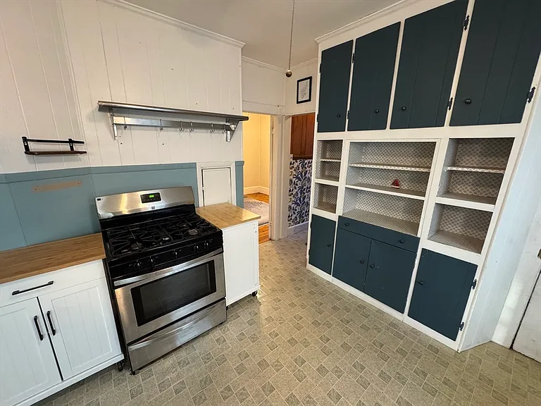 305 Highland Ave #2 — Photo 4