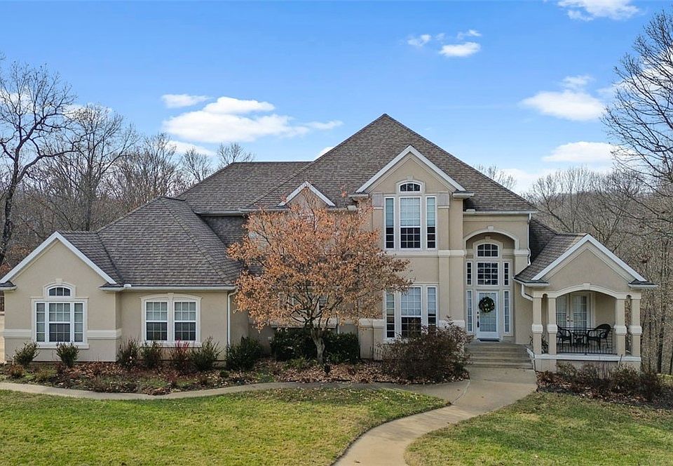 1st image of 112 Woodcliff Ln