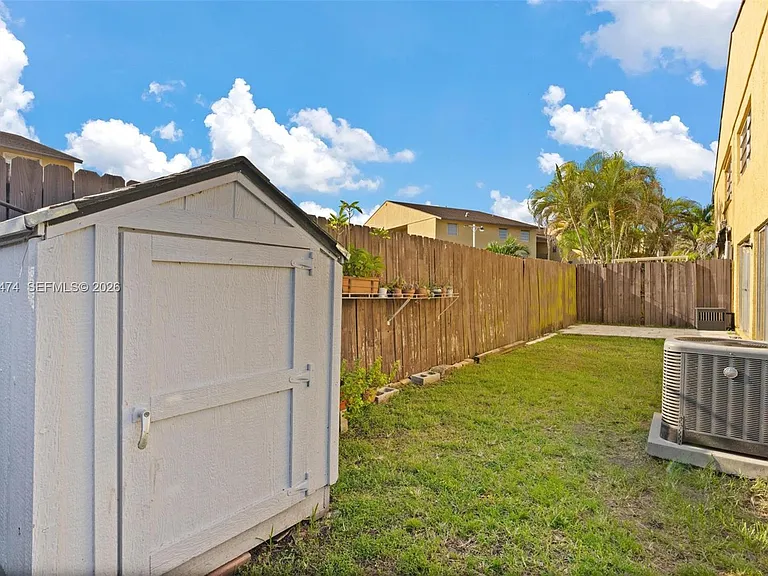 15460 SW 82nd Ln #404 — Photo 21