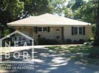 407 SE 2nd St, Walnut Ridge, AR 72476