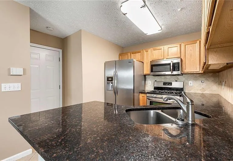 13387 Aventide Ln — Photo 10