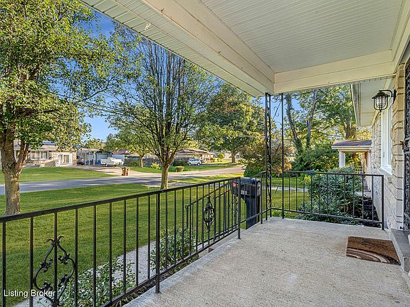 2nd image of 5806 Morning Glory Ln