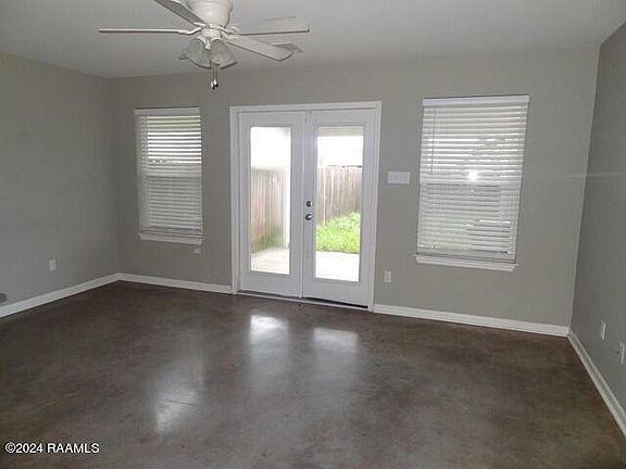3rd image of 1534 E Patout St #C