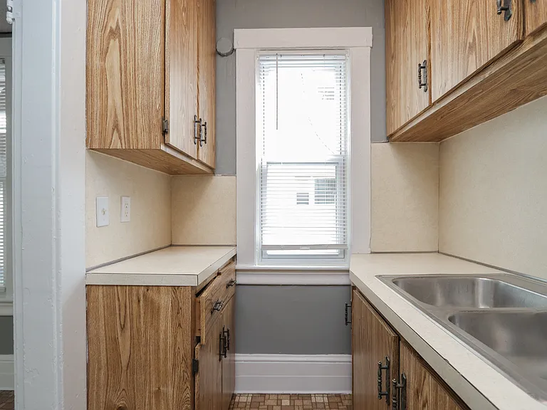 8 Ivy Ave #1 — Photo 19