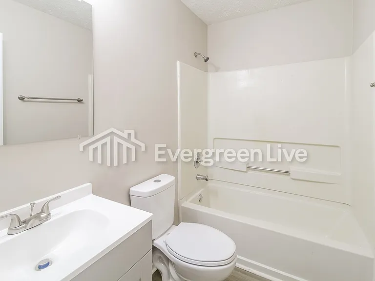 2613 Laurel View Dr — Photo 16
