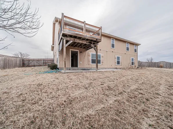 1509 Paige Ct, Junction City, KS 66441