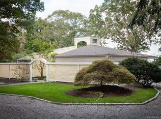 11 Crosstrees Hill Rd, Essex, CT 06426