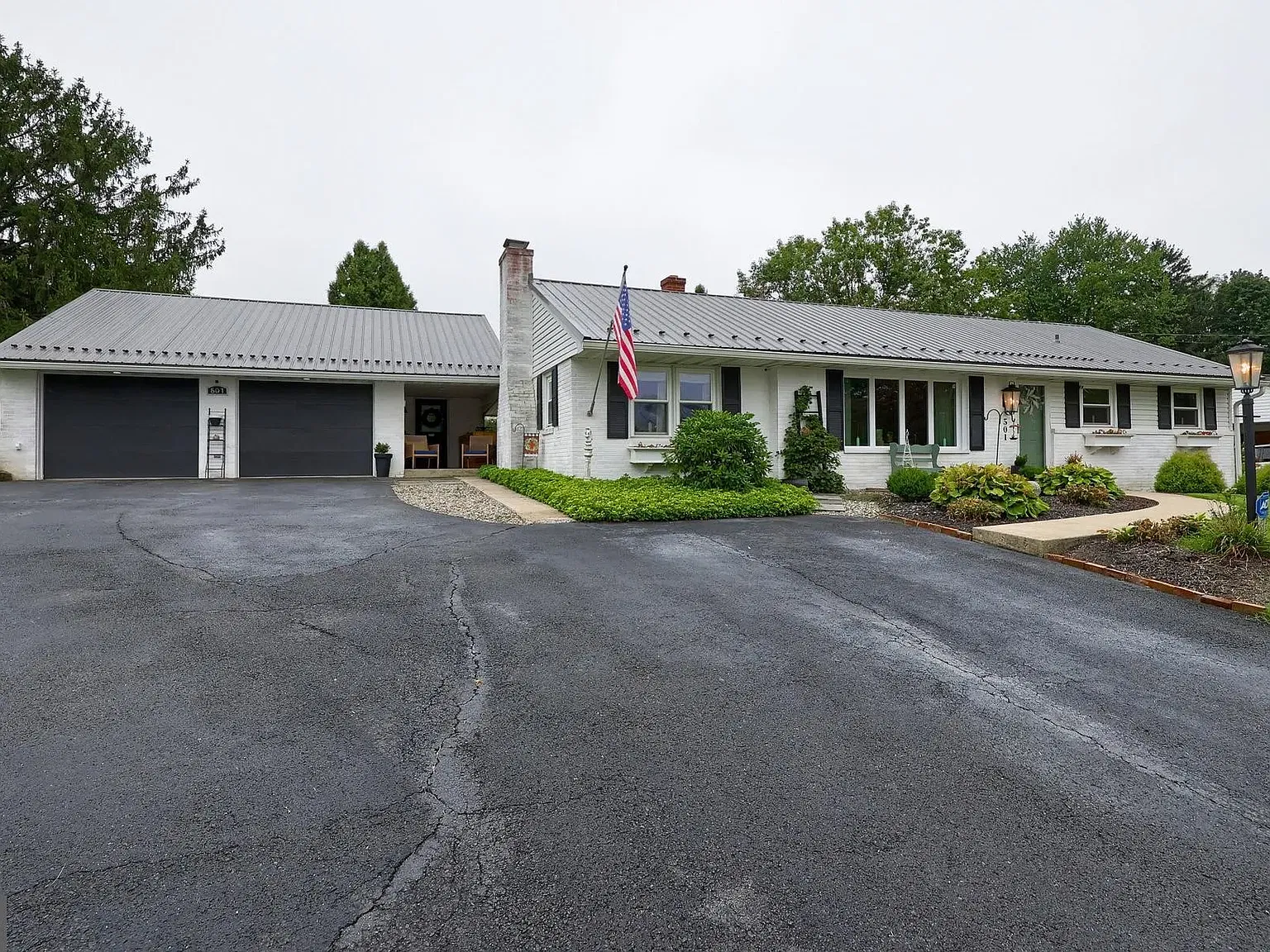 501 Longfellow Dr - 1 — Photo 2