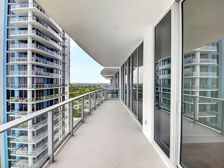 220 Lake Shore Dr #1511 — Photo 9