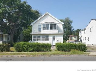 32 Levesque Ave, West Hartford, CT 06110