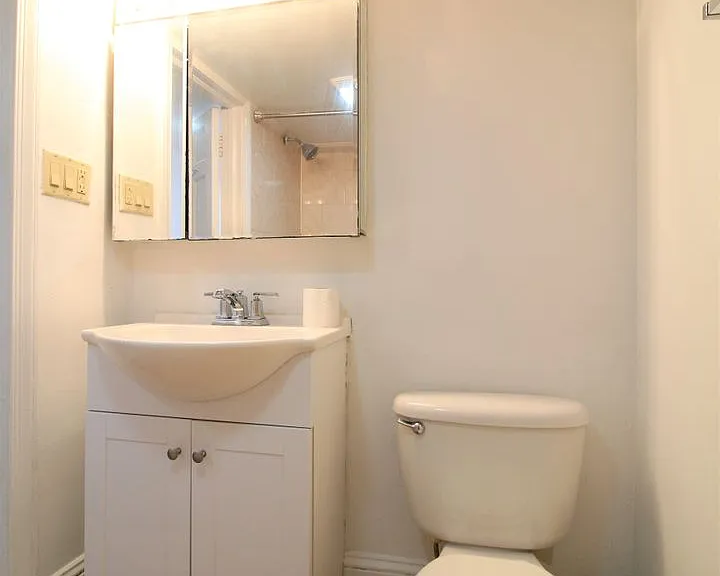 404 S 9th St — Photo 9