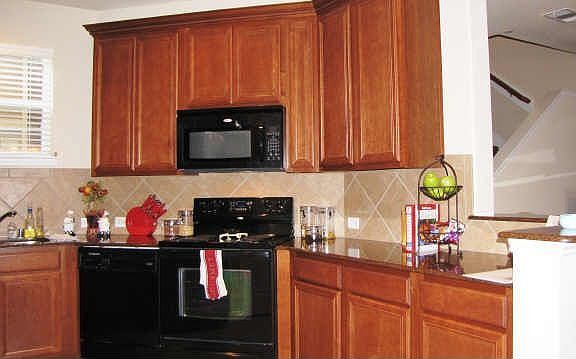 4th image of 5876 Clearwater Dr