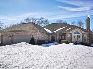 546 Arrowhead Dr, Yorkville, IL 60560