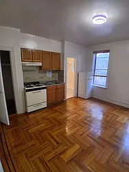 438 52nd Street, #B8