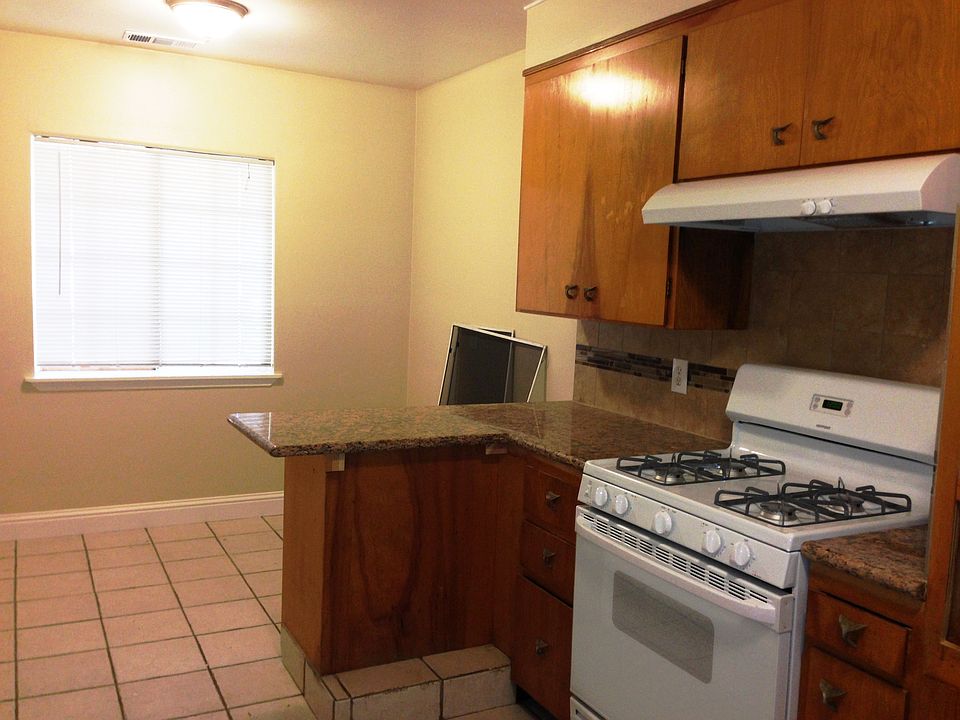 1st image of 1401 Roosevelt Ave