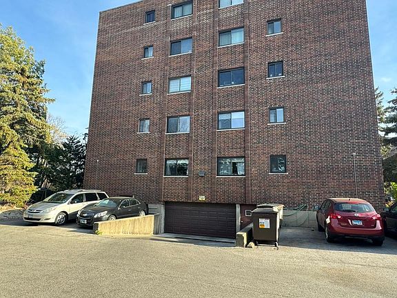 3rd image of 6525 N Nashville Ave APT 505E