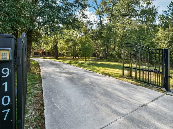 9107 Black Buck Ln, Conroe, TX 77303