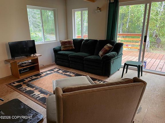 3rd image of 25562 W Isa Rd