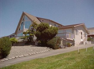 718 Hacienda Dr, Coupeville, WA 98239