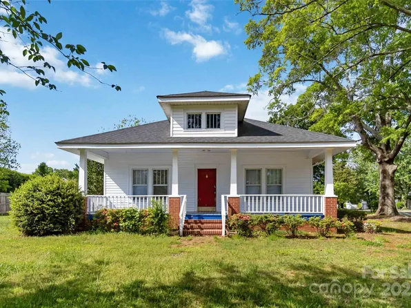 6037 Pleasant Grove Rd, Charlotte, NC 28216