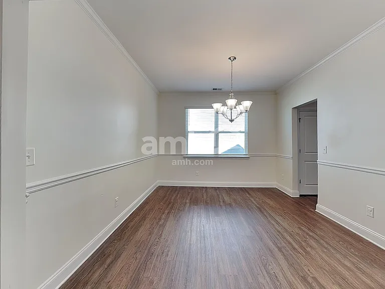 103 Kirk Dr — Photo 6