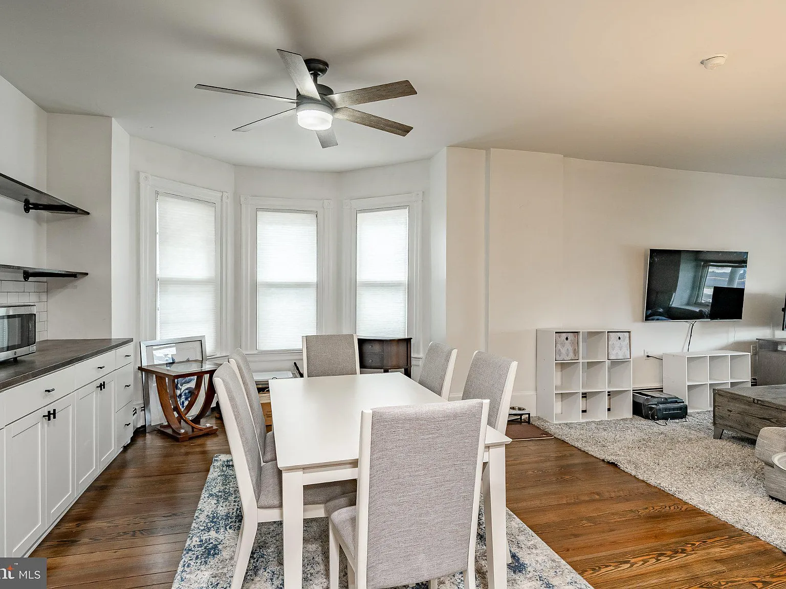 1 bed, 1.0 bath, 1000 sqft, $1,725 — Photo 4