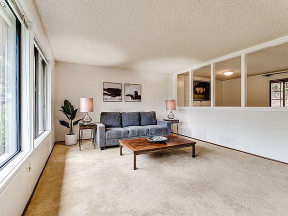 4th image of 5020 Saxon Way