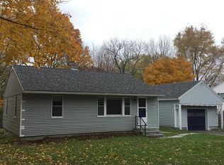 11 Dixon Ave, Eliot, ME 03903