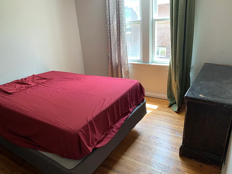 385 Askin Ave #A — Photo 6