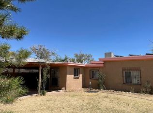 220 Crestview Dr SW, Albuquerque, NM 87105
