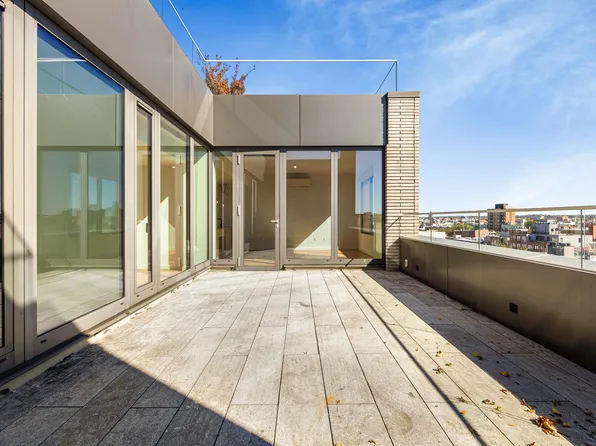 123 Melrose Street image 11 of 27