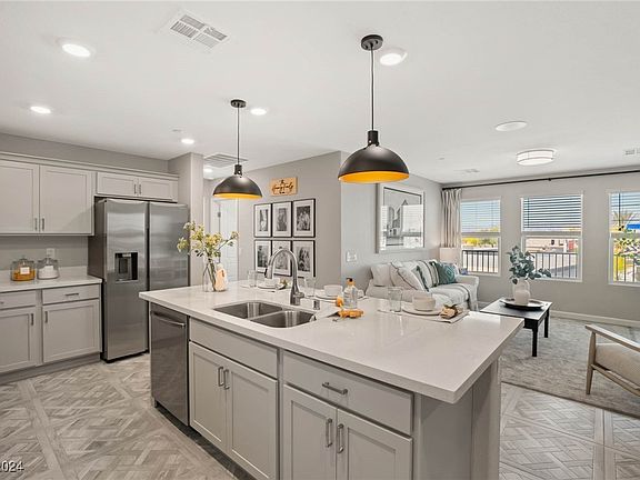 5th image of 4238 Lemay St #1