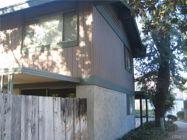 4879 Jackson St #A — Photo 2