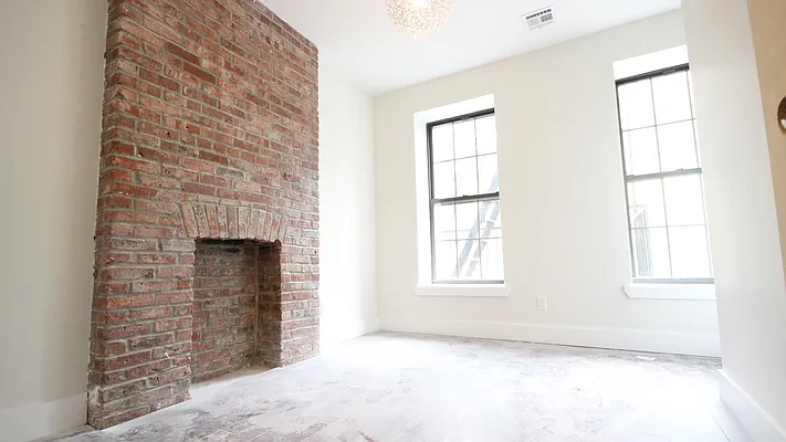 Rented by Nooklyn NYC LLC | media 4