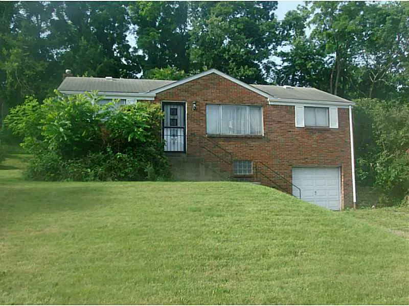 151 Skylark Dr photo 1