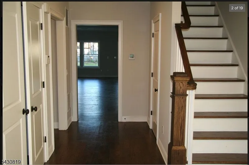 Building Photo - 33A Willow St