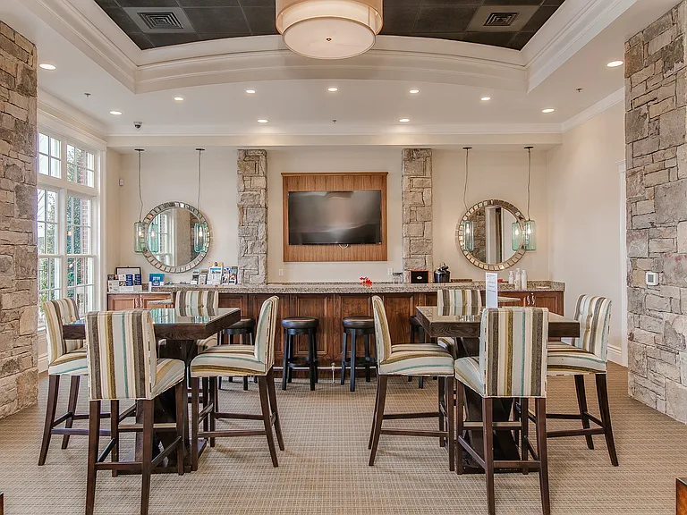 1415 Village Green Way — Photo 30