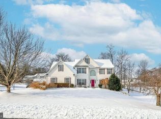 833 Stonybrook Ln, Lewisberry, PA 17339