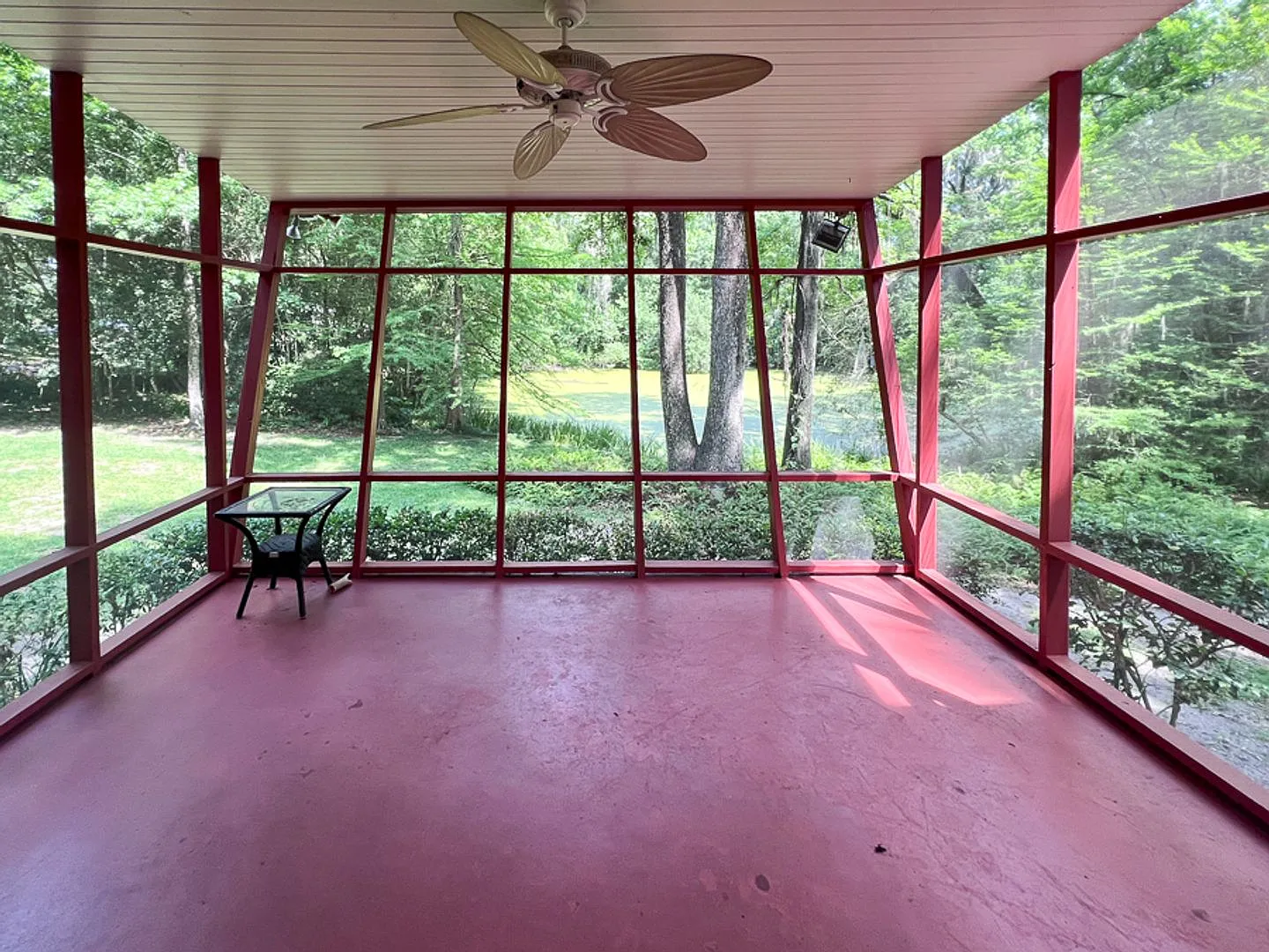2BR/2BR Near Law School - Available Early August! — Photo 2