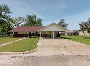 707 S 6th St, Davis, OK 73030