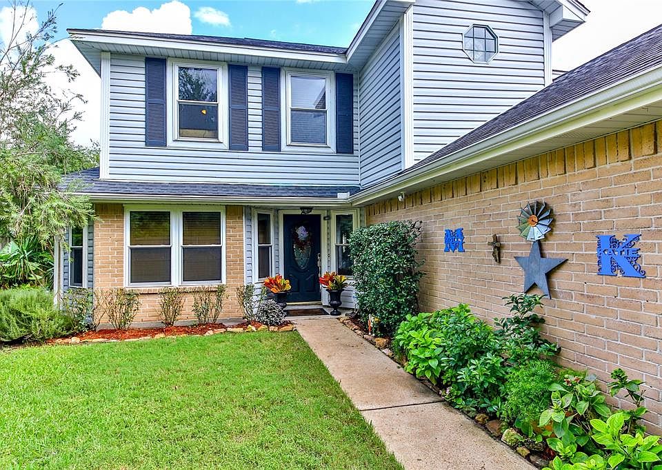 1st image of 2710 Park Meadows Ave