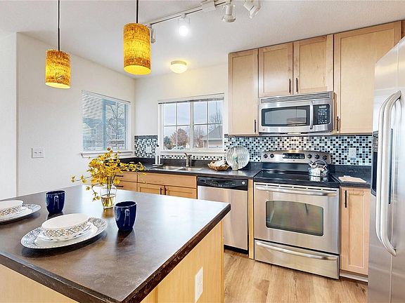 5th image of 12846 Jasmine Street #D