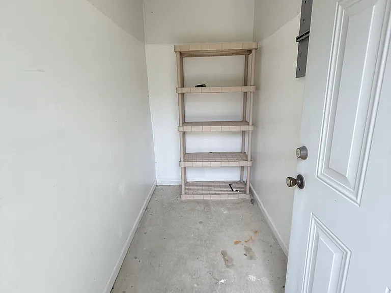 6576 Pebble Beach Cres — Photo 26